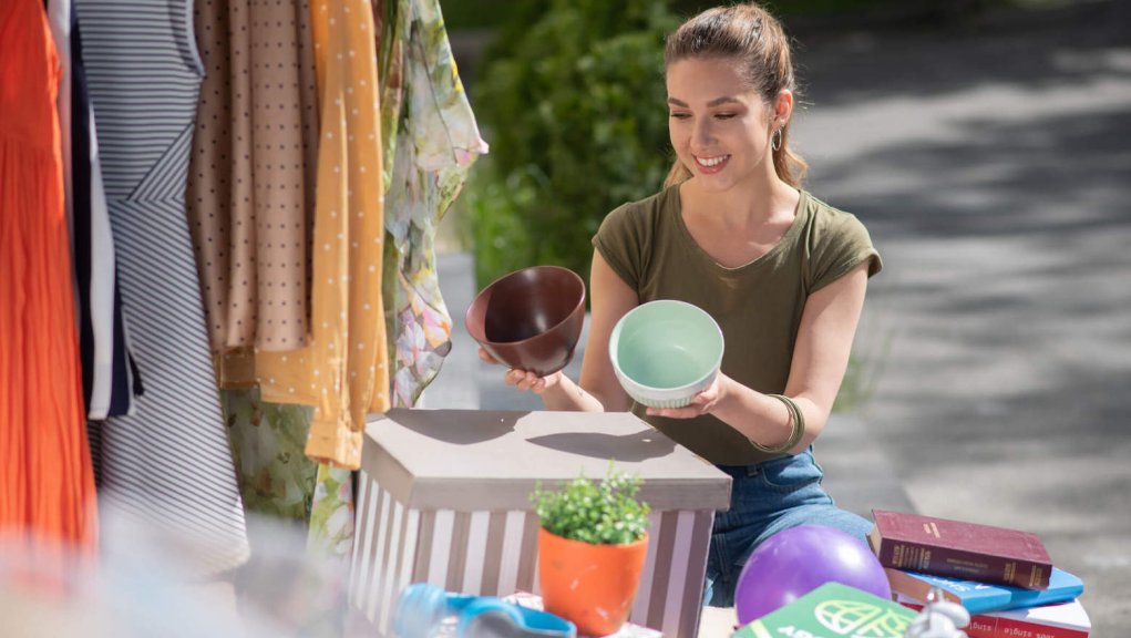 Gebrauchte Artikel verkaufen: Verwandeln Sie Vintage-Funde in nachhaltige Profite Heim-basierte Wiederverkaufsgeschäft: Profitieren Sie vom Secondhand-Markt